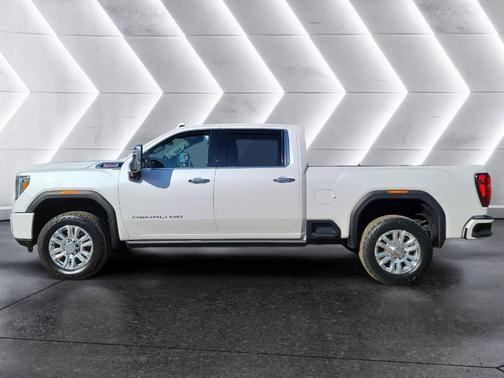 White Frost Tri-Coat 2022 GMC Sierra 3500 Denali