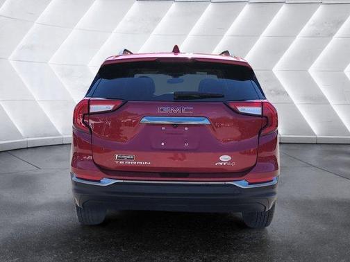 2022 GMC Terrain AT4
