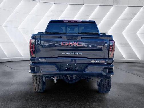2025 GMC Sierra 2500 AT4