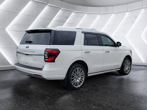 2023 Ford Expedition Platinum