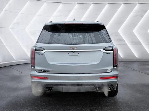 Silver Metallic 2023 Cadillac XT6 Sport AWD