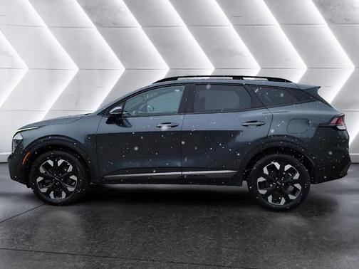 Black 2023 Kia Sportage X-Line