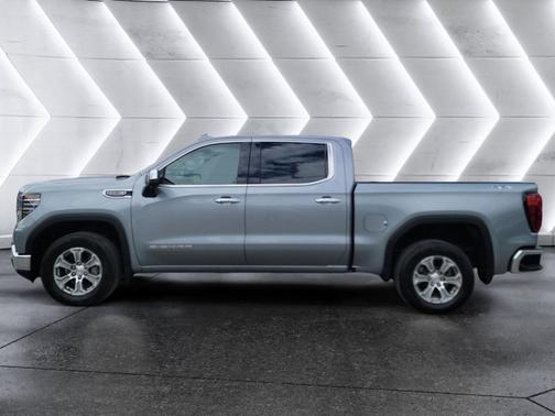 Sterling 2023 GMC Sierra 1500 SLT