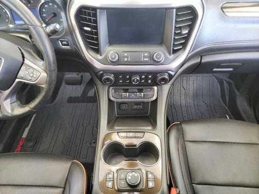 White Frost Tri-Coat 2023 GMC Acadia AT4