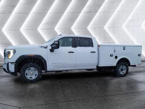 2024 GMC Sierra 2500 Pro