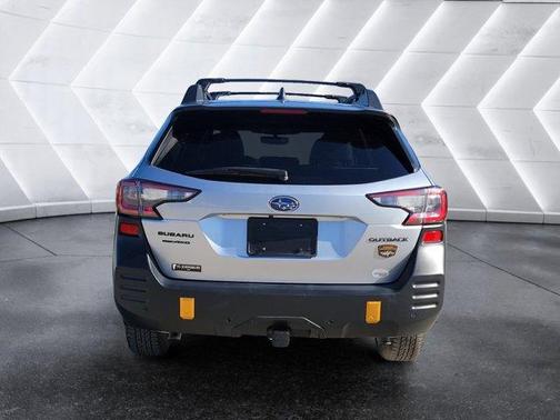 Ice Silver Metallic 2025 Subaru Outback Wilderness