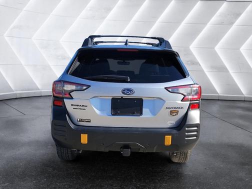Ice Silver Metallic 2025 Subaru Outback Wilderness