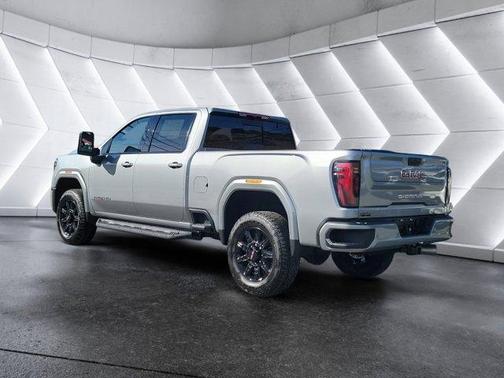 2026 GMC Sierra 3500 AT4