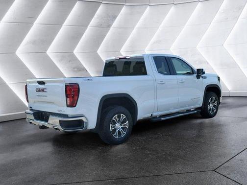 2025 GMC Sierra 1500 SLE