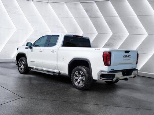 2025 GMC Sierra 1500 SLE