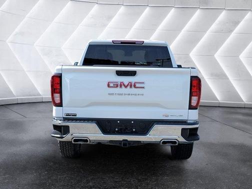 2025 GMC Sierra 1500 SLE