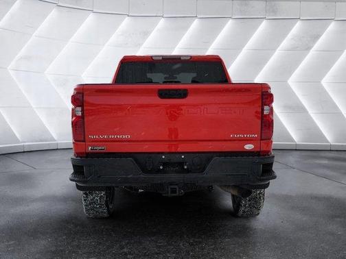 2022 Chevrolet Silverado 2500 Custom