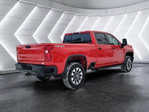 2022 Chevrolet Silverado 2500 Custom