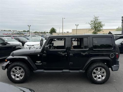 Black Clearcoat 2015 Jeep Wrangler Unlimited Sahara