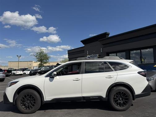 Crystal White Pearl 2020 Subaru Outback Premium