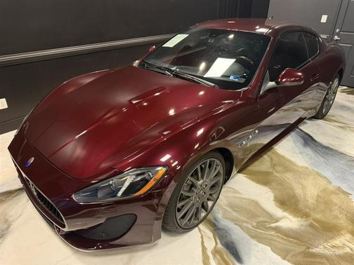 Maroon 2015 Maserati GranTurismo Sport