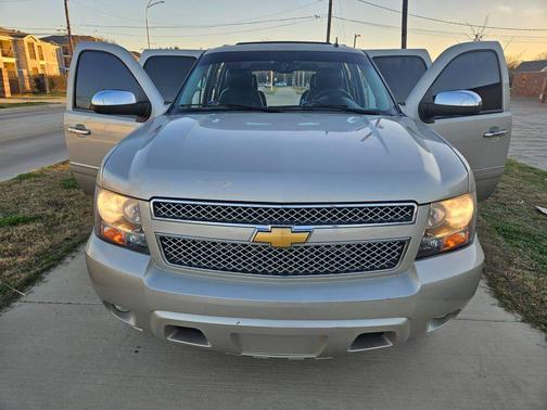 2013 Chevrolet Suburban 1500 LTZ