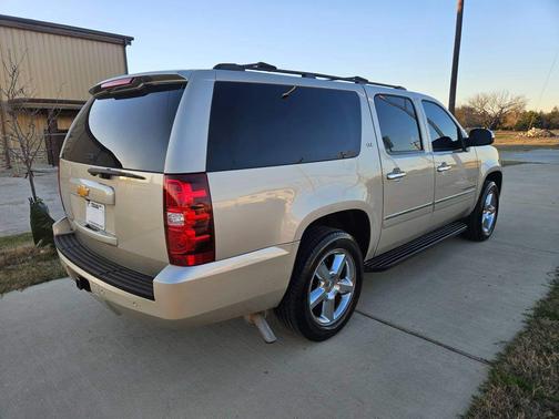 2013 Chevrolet Suburban 1500 LTZ
