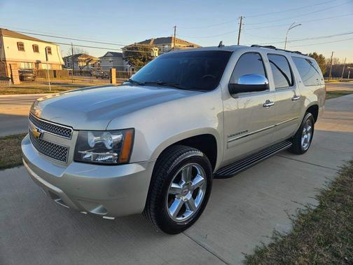 2013 Chevrolet Suburban 1500 LTZ