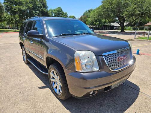 2011 GMC Yukon Denali