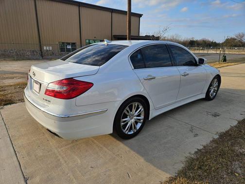 2012 Hyundai Genesis 3.8