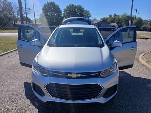 2022 Chevrolet Trax LS