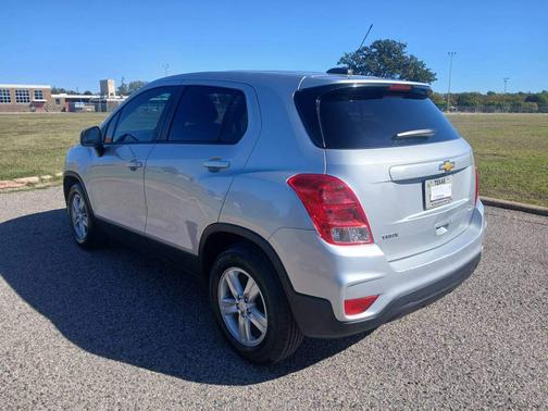 2022 Chevrolet Trax LS