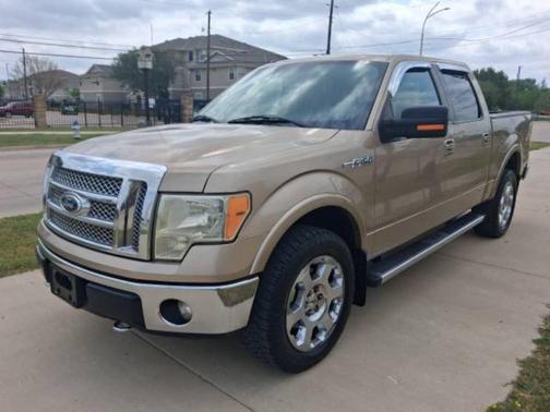 GOLD 2011 Ford F-150 Platinum