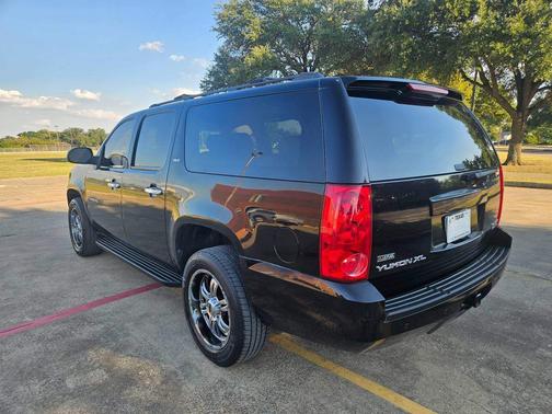 2009 GMC Yukon XL 1500 SLT1