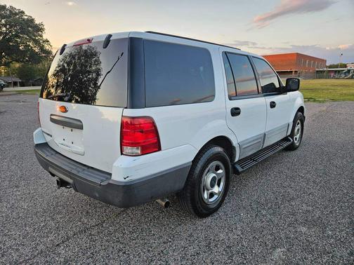 2004 Ford Expedition XLS