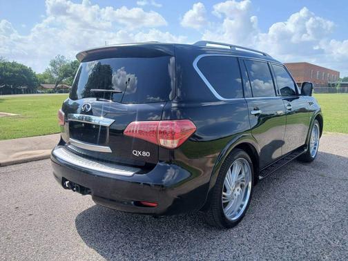 2014 INFINITI QX80 Base
