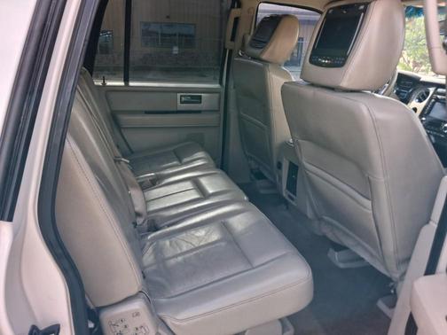 White Platinum Metallic Tri-Coat 2013 Ford Expedition EL Limited