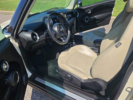 2013 MINI Clubman Cooper