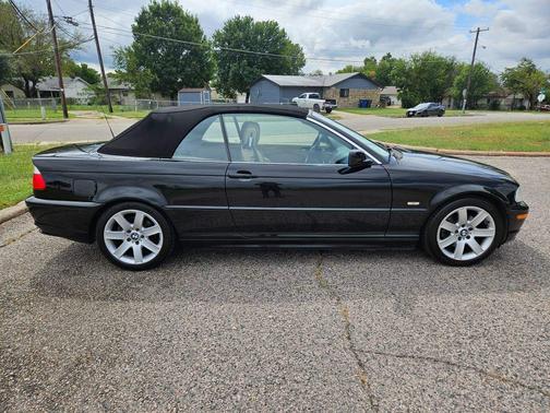 2002 BMW 325 Ci