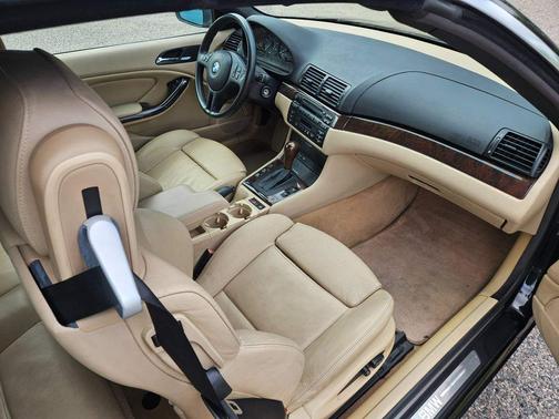 2002 BMW 325 Ci