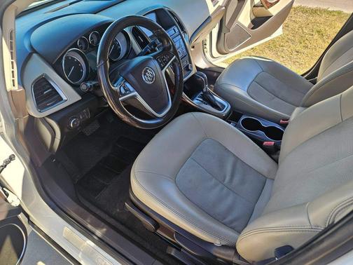 2013 Buick Verano Leather