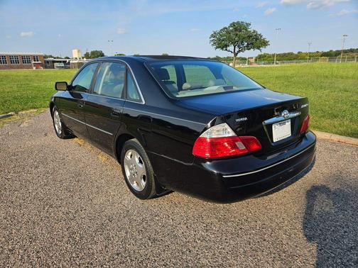 2004 Toyota Avalon XLS