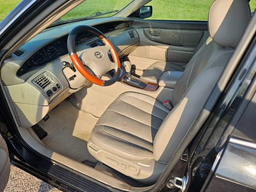 2004 Toyota Avalon XLS