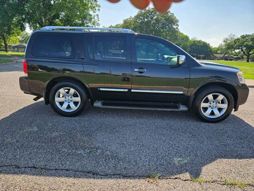 2014 Nissan Armada Platinum