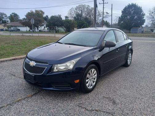 2011 Chevrolet Cruze LS
