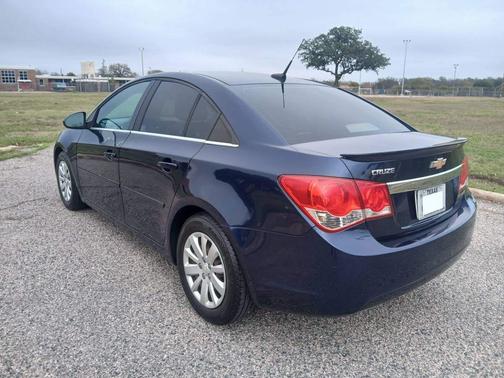 2011 Chevrolet Cruze LS