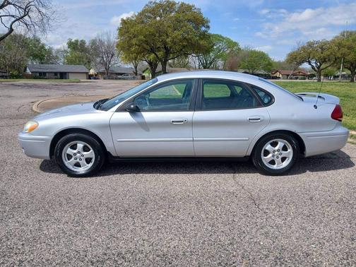 2007 Ford Taurus SE