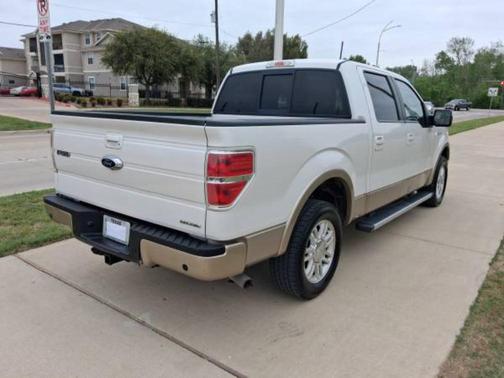 white 2011 Ford F-150 Lariat