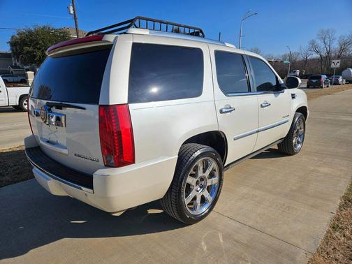 2014 Cadillac Escalade Luxury