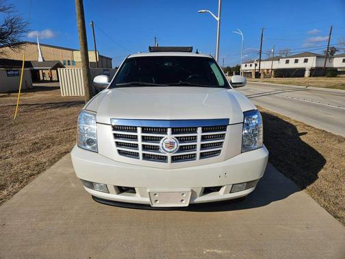 2014 Cadillac Escalade Luxury