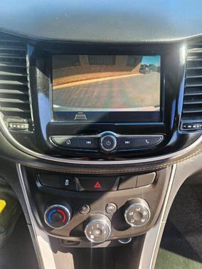 2022 Chevrolet Trax LS