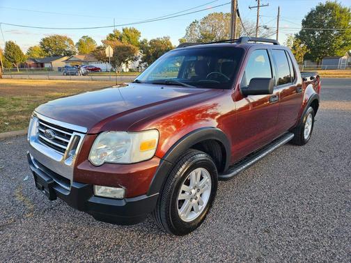 2010 Ford Explorer Sport Trac XLT