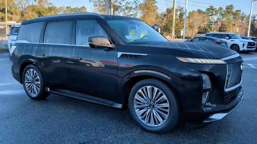 2025 INFINITI QX80 Luxe