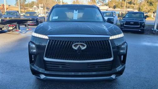 2025 INFINITI QX80 Luxe