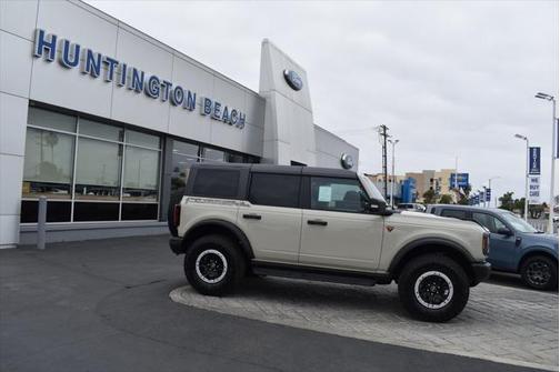 2025 Ford Bronco Badlands